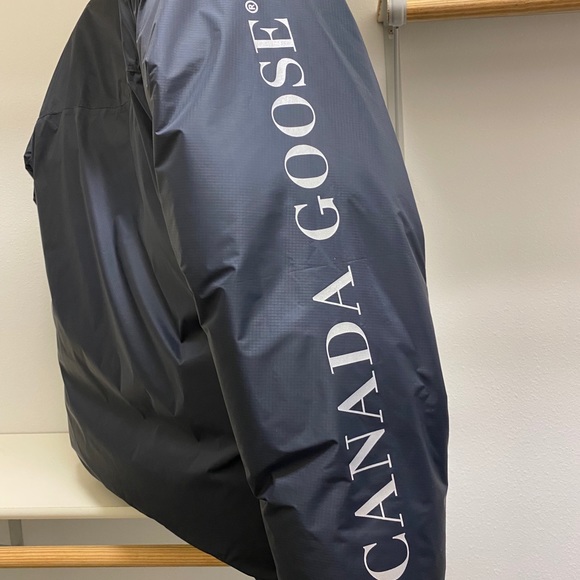 Canada Goose Skreslet Winter Jacket - Picture 3 of 4